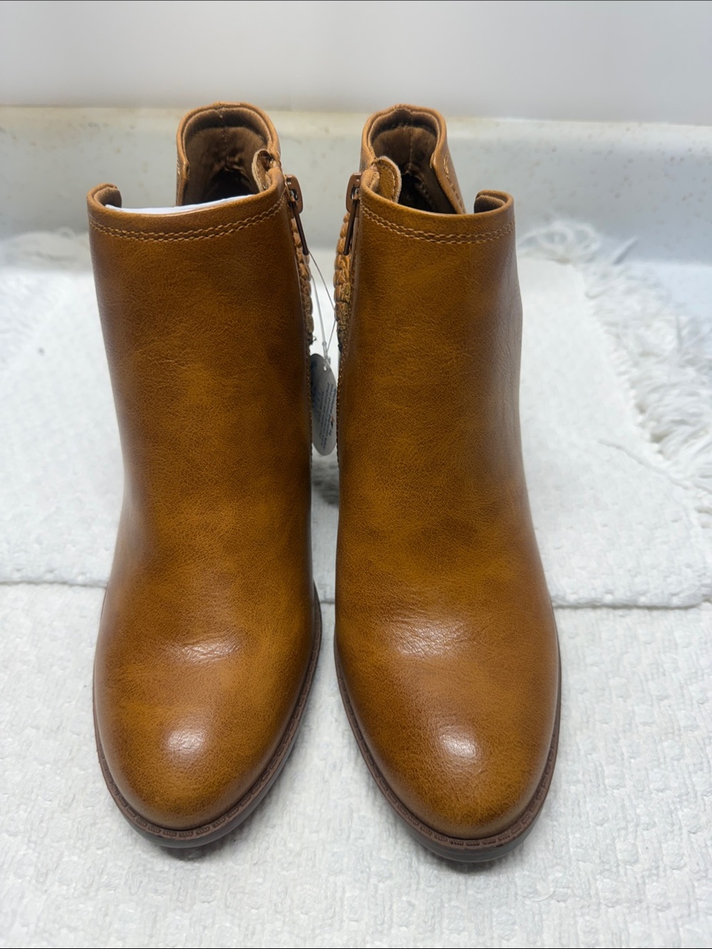 Bare-traps Women’s Tan Ankle Boots - Sleek Leather Style